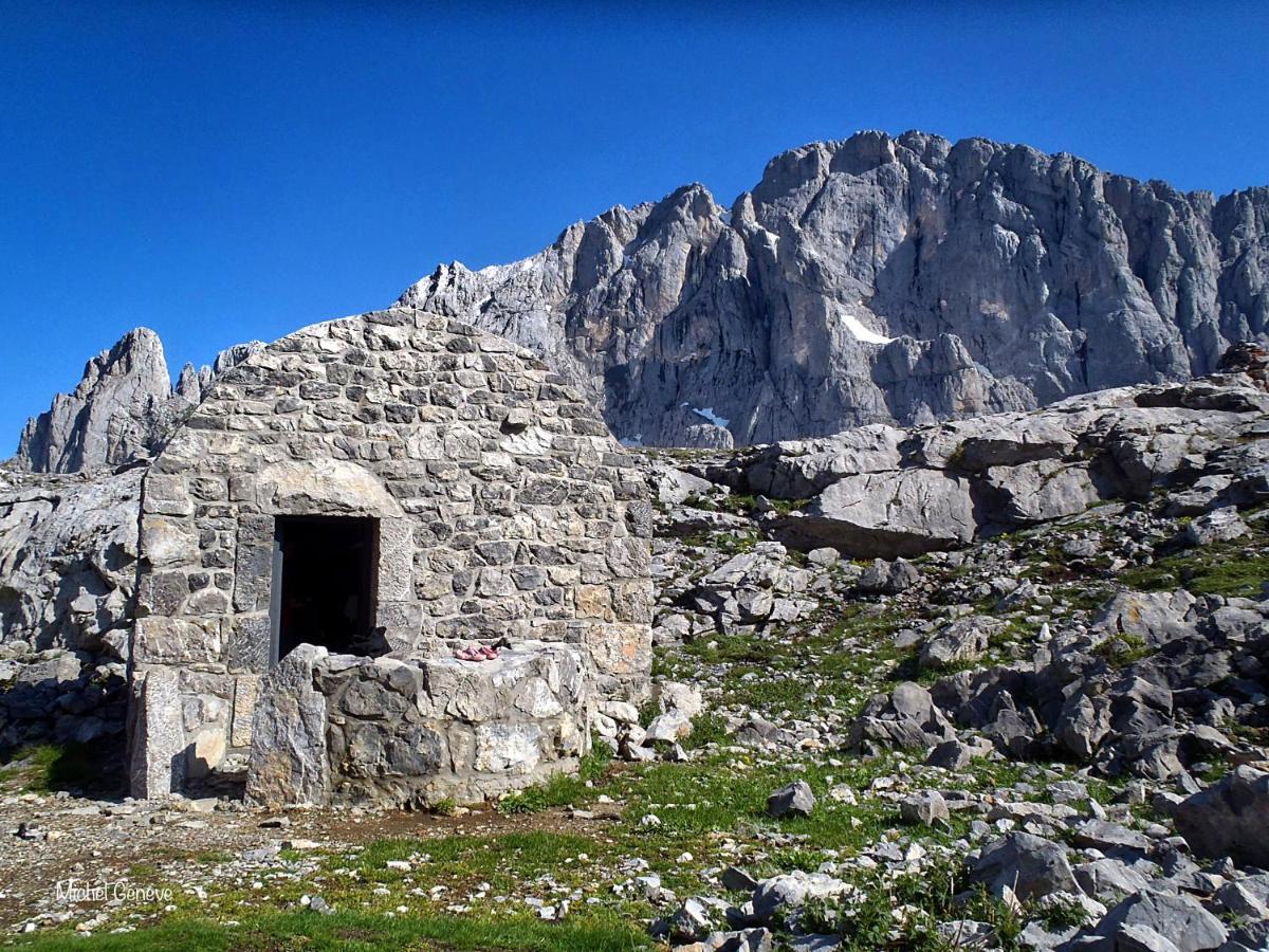 Casas Rurales De Cain Pension Buitenkant foto
