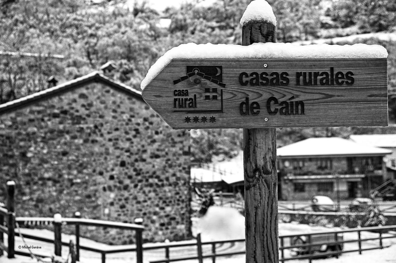 Casas Rurales De Cain Pension Buitenkant foto